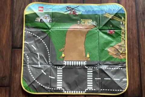 LEGO CITY ZipBin Basket Box transform into Playmat