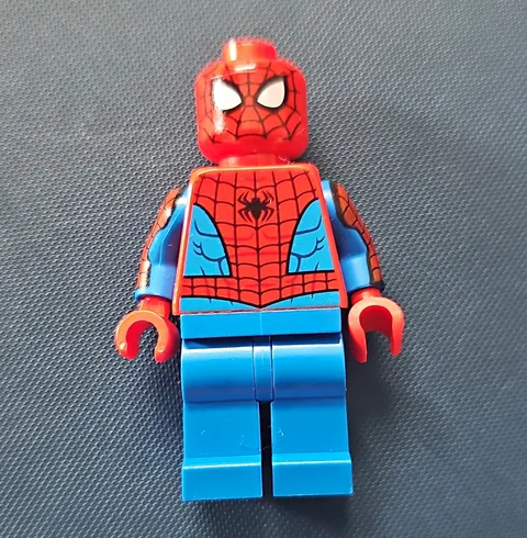 LEGO Spider-Man Minifigure Red/Blue Web Suit Plastic Collectible Figure
