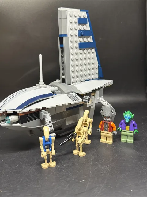 LEGO Star Wars 8036 Separatist Shuttle 2009 Retired Complete w/ Minifigures