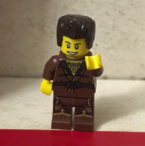 2014 LEGO Plastic Minifigure Brown Ninja Dareth ID (njo0110)  Polybag Set