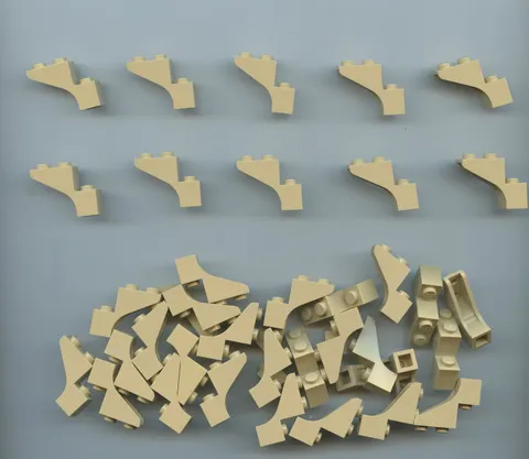 LEGO x 40 Tan Arch 1 x 3 x 2 with Curved End 88292