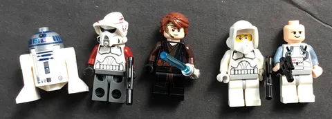 LEGO Star Wars Minifigures Lot of 5 w/ R2-D2 And Weapons