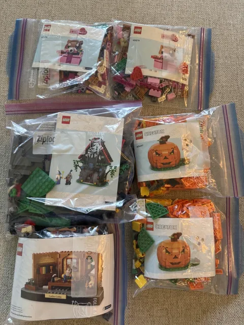 Lego GWP Lot, USED GWP Sets, lego 40595, Lego 40601, Lego 40697,  Lego 40679