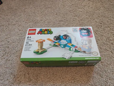 LEGO Super Mario: Fuzzy Flippers (71405)