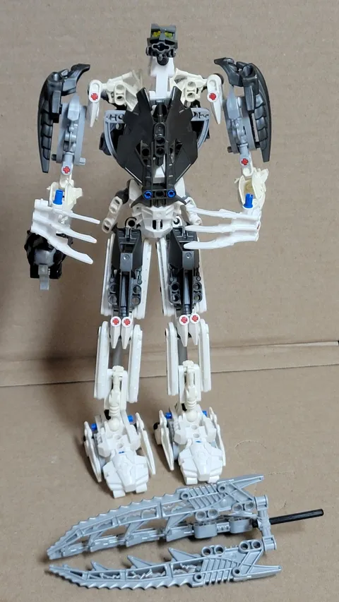 LEGO Bionicle:  Takanuva 8699 (2008) (INCOMPLETE) Parts