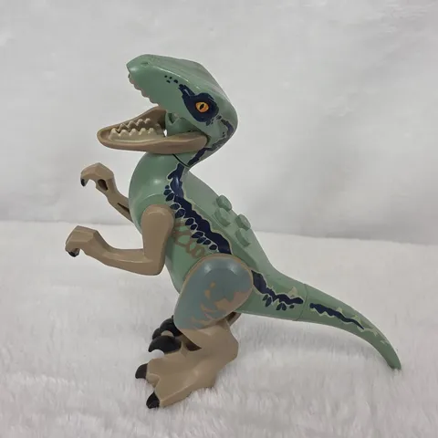 LEGO Jurassic World Blue Velociraptor Dinosaur Minifigure