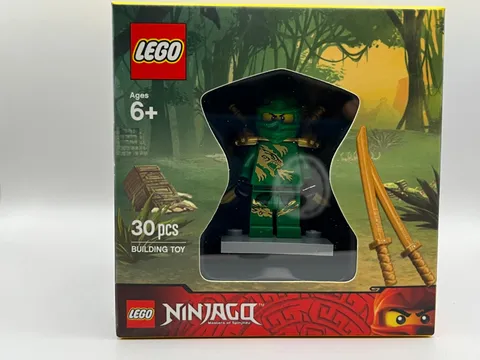 LEGO 5004076 Minifigure Set – Brand New Sealed – Rare LEGO Promo Lloyd DX