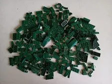 LEGO BULK LOT OF 320 DARK GREEN PLATES BRICKS  & SPECIALTY PIECES