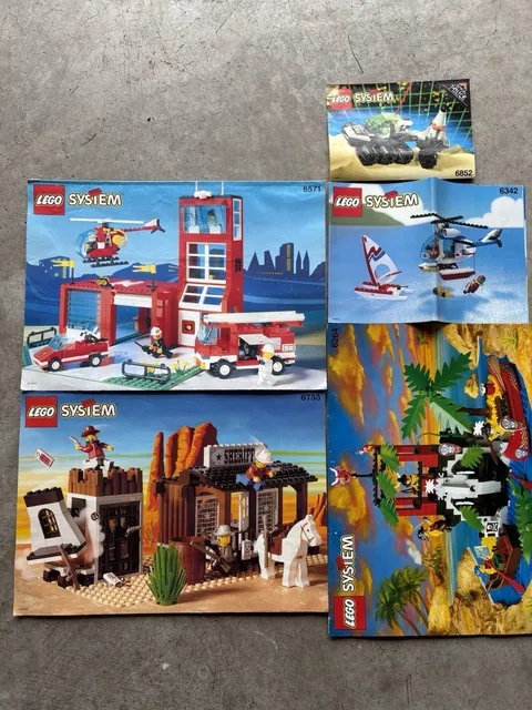 🔥Vintage 1990’s Lot Of (99) Lego System Instruction Books & Booklets Assorted