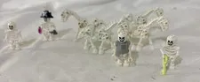 Lego Skeleton & Skeletal Horses Lot Of 8 Glow In The Dark  Minifigures Pirate
