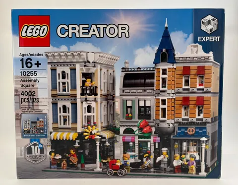LEGO CREATOR: Assembly Square (10255)