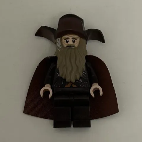 LEGO Radagast Minifigure The Hobbit Cape Hat Beard (authentic).