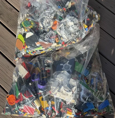 LEGO Bulk Lot 30 lbs Assorted Bricks Pieces Parts - Incomplete Sets NO MINIFIGS