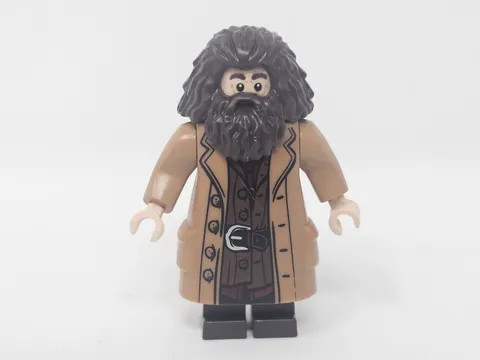 LEGO Rubeus Hagrid Minifigure Medium Nougat Topcoat w/ Buttons hp144