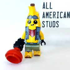 LEGO Fortnite Adventure Peely Minifigure Battle Bus 77073 NEW Banana