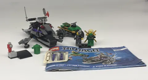 LEGO Ninjago Rebooted 70722 Overborg Attack w/ Figures & Manual NO BOX