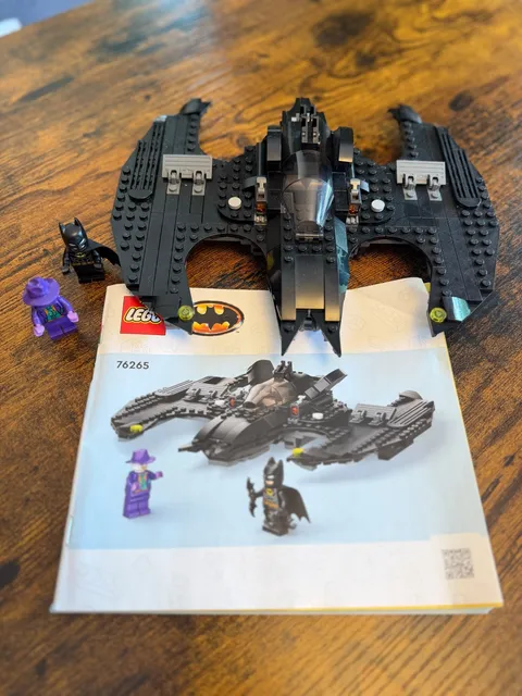 LEGO Super Heroes: Batwing: Batman Vs. the Joker (76265)