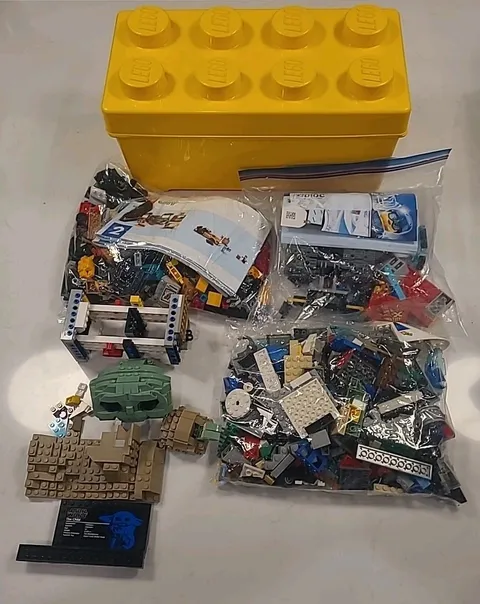 3.75 Lbs + LEGO Storage Brick 8 Stud Large Yellow Container Plastic Bin (B1-N)