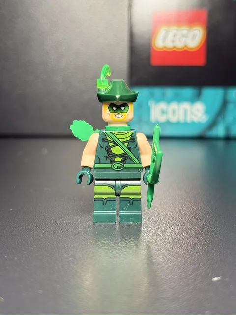 NEW DC Superheroes Green Arrow Custom Lego Minifigure Hat With Feather