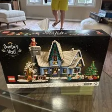LEGO Icons: Santa's Visit (10293)