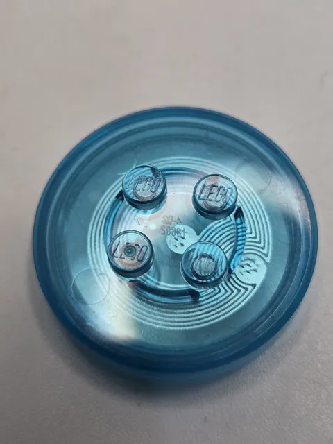 LEGO Dimensions Translucent Blue Toy Tag Stand 18868c00  Disc