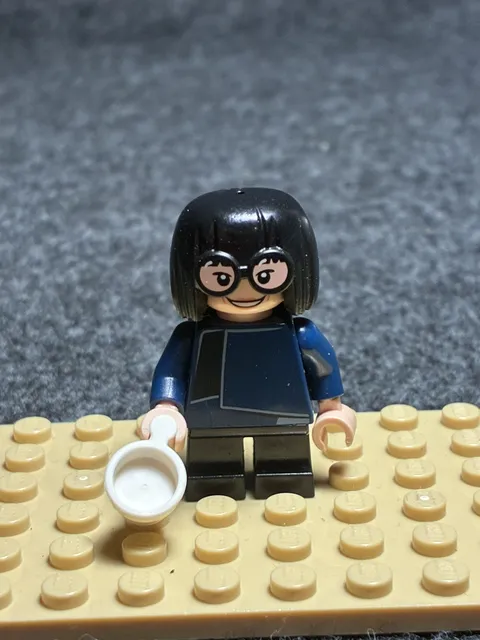 LEGO EDNA MODE MINIFIGURE DISNEY SERIES COLLECTIBLE FIG