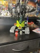 LEGO NINJAGO Fangpyre Wrecking Ball #9457 415 pieces