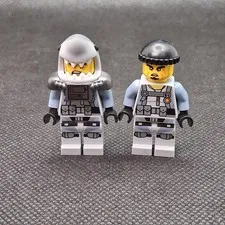 LEGO Great White Shark Army Thug And Gunner Minifigures Ninjago 70613 70609
