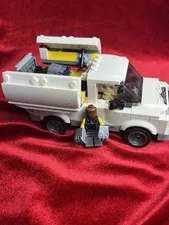 LEGO 76083 - Beware the Vulture -  The Shocker's Van Vehicle And Minifigure
