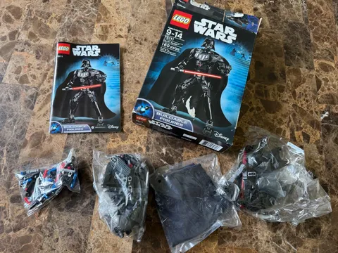 HTF LEGO Star Wars 75111 Darth Vader Retired Set – Factory Sealed Bags – NIOB!