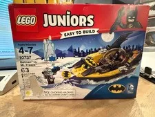 LEGO Juniors: Batman vs. Mr. Freeze (10737) FACTORY SEALED (Box Damage)