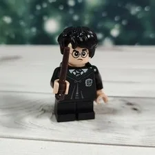 LEGO Harry Potter & Wand Minifigure from Hogwarts Polyjuice Potion Mistake 76386