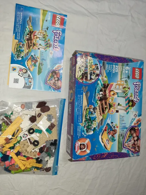 Lego #41376 Friends TURTLES RESCUE MISSION  - Complete w/Box