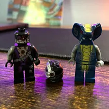LEGO Minifigure Lot of 2 w/ Accessories - Extra Helmet/Headpiece