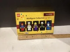 LEGO Promotional: Vintage Minifigure Collection 2013 Vol. 3 (5002148) Toys R Us
