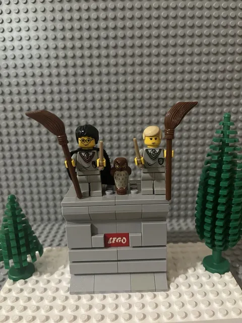 Lego Harry Potter hp005 & Draco Malfoy hp040 Minifigures - Sets 4709 4711 4730