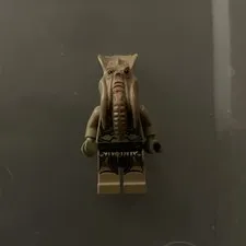 LEGO Star Wars Poggle the Lesser (75017) (SW0474) Minifigure No Wings