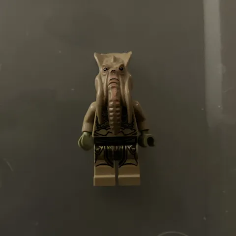 LEGO Star Wars Poggle the Lesser (75017) (SW0474) Minifigure No Wings