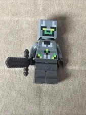 Lego Skull Arena Player 1 21145 Minecraft Minifigure Different Legs