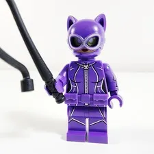 Lego Catwoman Minifigure Dark Purple Suit Batman Movie 70902 70923 sh0330