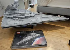 LEGO Star Wars UCS 75252 Imperial Star Destroyer - Used