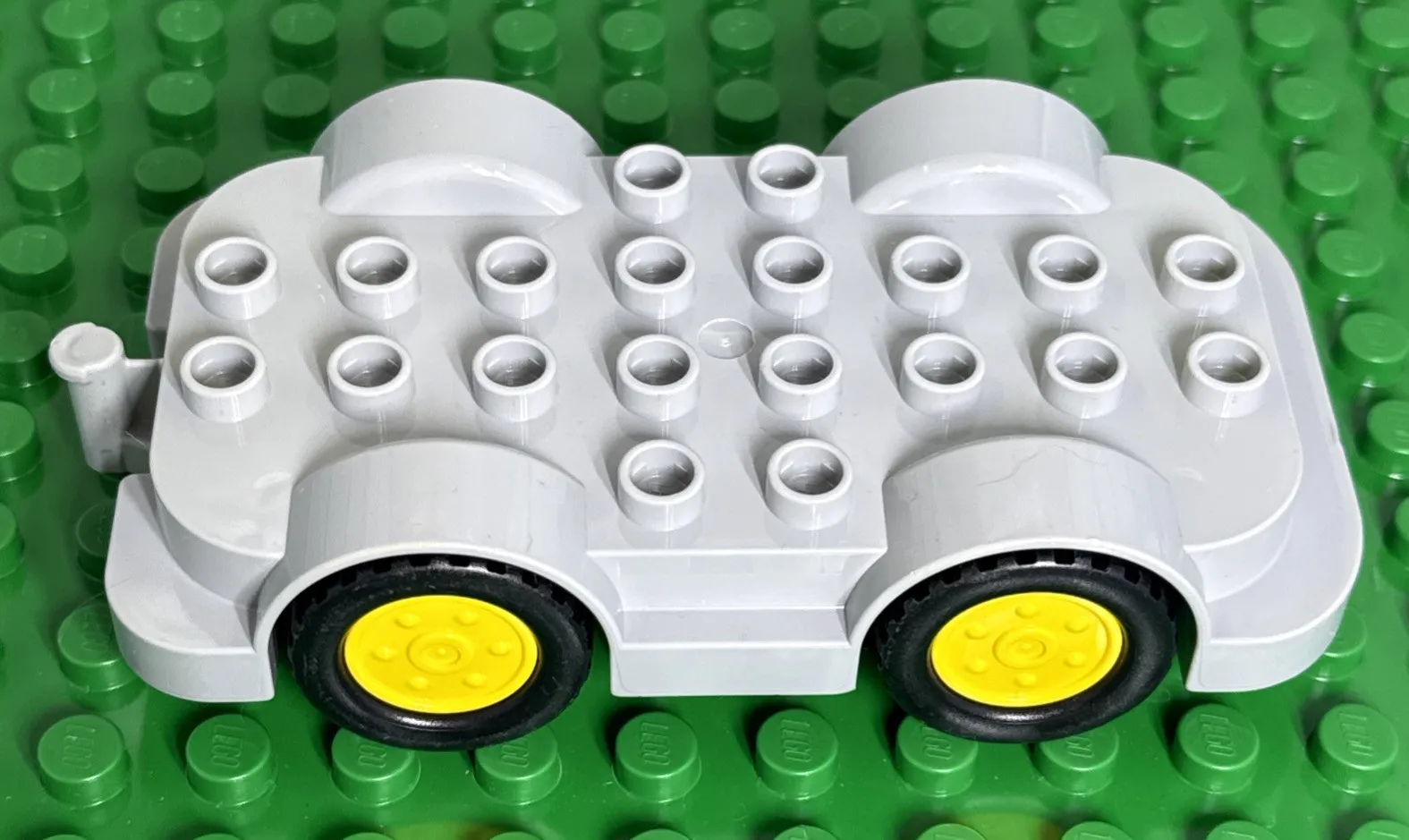 Lego Duplo Truck Bus Van Base 4x8 fenders Gray yellow wheels