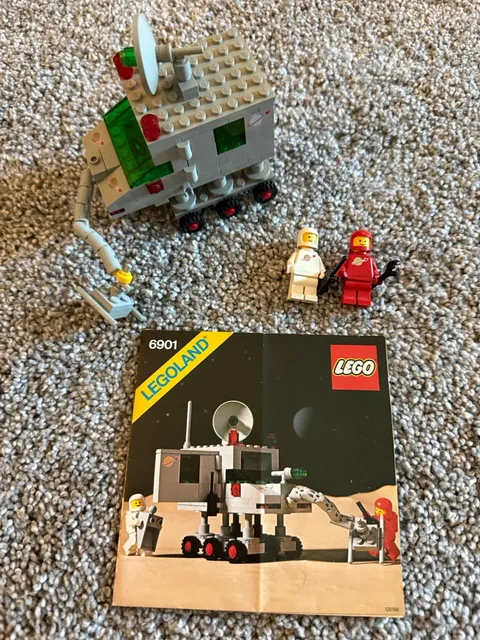 LEGO Space 6901 Mobile Lab Original Parts with Instructions Manual & Minifigures