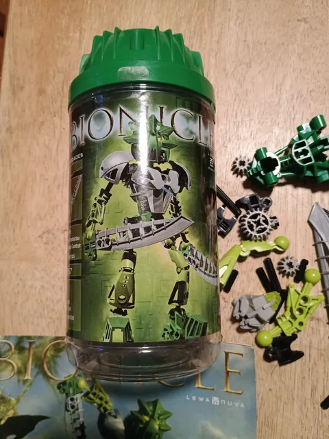 LEGO BIONICLE: Lewa Nuva (8567) Complete With Instructions In Canister