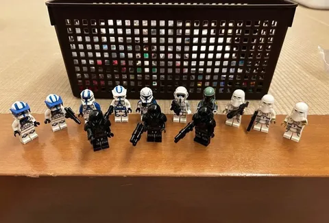 LEGO Minifigure Star Wars Lot Set of 13 Bulk Sale
