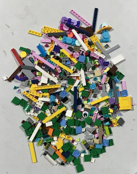 LEGO PIECES and LEGO PICK A BRICK CUP - mostly smooth pieces or flat! Over 6oz