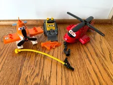 LEGO Duplo Disney Planes Fire and Rescue Team- Blades Helicopter,  Dusty,  Drip