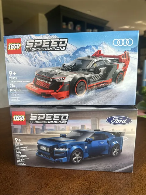 LEGO Speed Champions 76920 76921 LOT OF 2