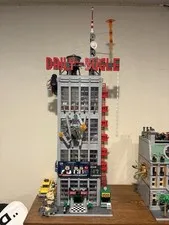LEGO Daily Bugle 76178 100% Complete Set W/Minifigs No Box No Instructions Used