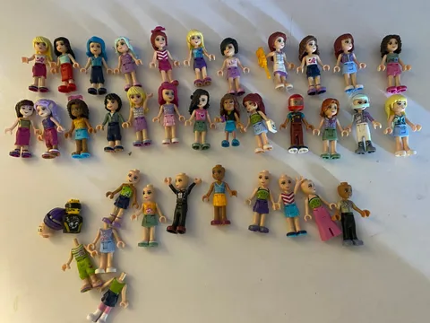 LEGO Friends Minifigure Mini Doll Lot 24 Figures Assorted Random Complete